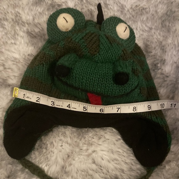 Ark Dragon Wool Toque - Picture 6 of 7